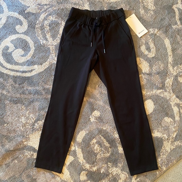 NWT Lululemon Luxtreme On The Fly Pant - Picture 3 of 8